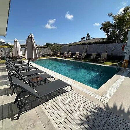 Mavi Yengec Butik Bed & Breakfast Çeşme