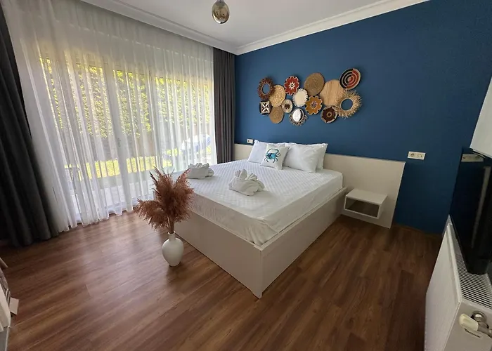 住宿加早餐酒店 Mavi Yengec Butik Çeşme