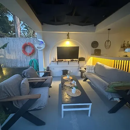 Mavi Yengeç Butik 3* Çeşme