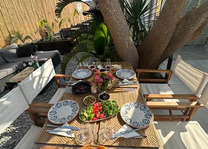 Mavi Yengec Butik 3* Çeşme