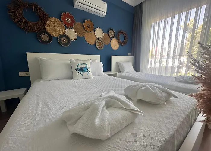 Mavi Yengec Butik 3* Çeşme